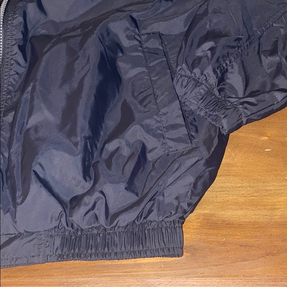 Boy’s windbreaker jacket - Picture 2 of 4